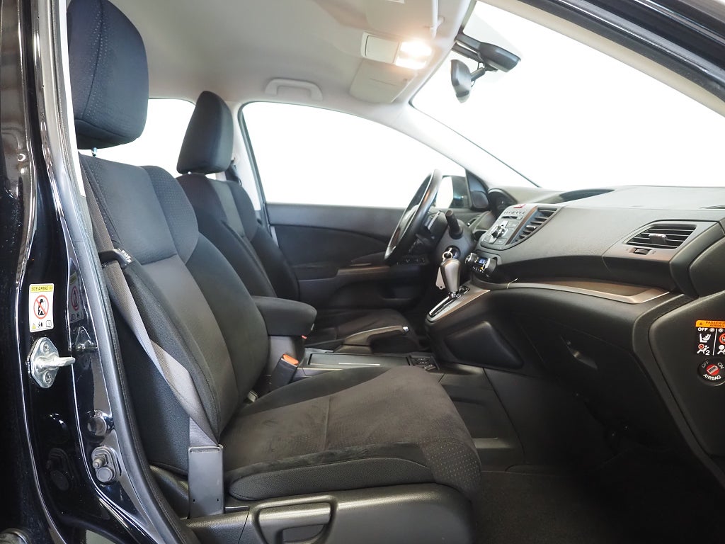 Honda CR-V 2.2 i-DTEC 4WD 150hk Automat Backkamera Dragkrok 2014