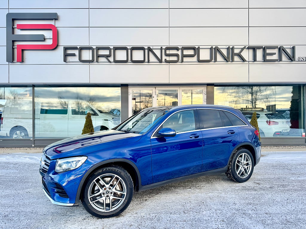 Mercedes-Benz GLC 220 d 4MATIC AMG Line Värmare Pano Drag 170hk 