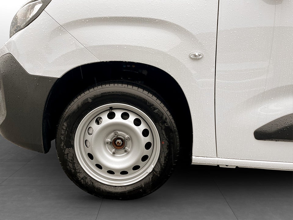 Bild på Peugeot Partner BlueHDi 100hk L2