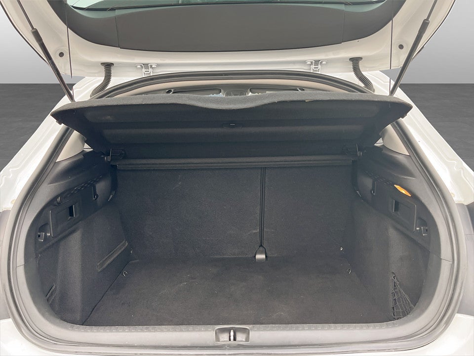 Bild på Citroen C4 Feel 1.2 e-THP 130hk Aut BACKSENSORER FARTHÅLLARE