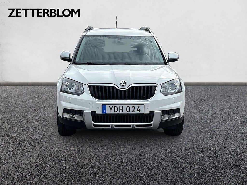 SUV Skoda Yeti 5 av 17