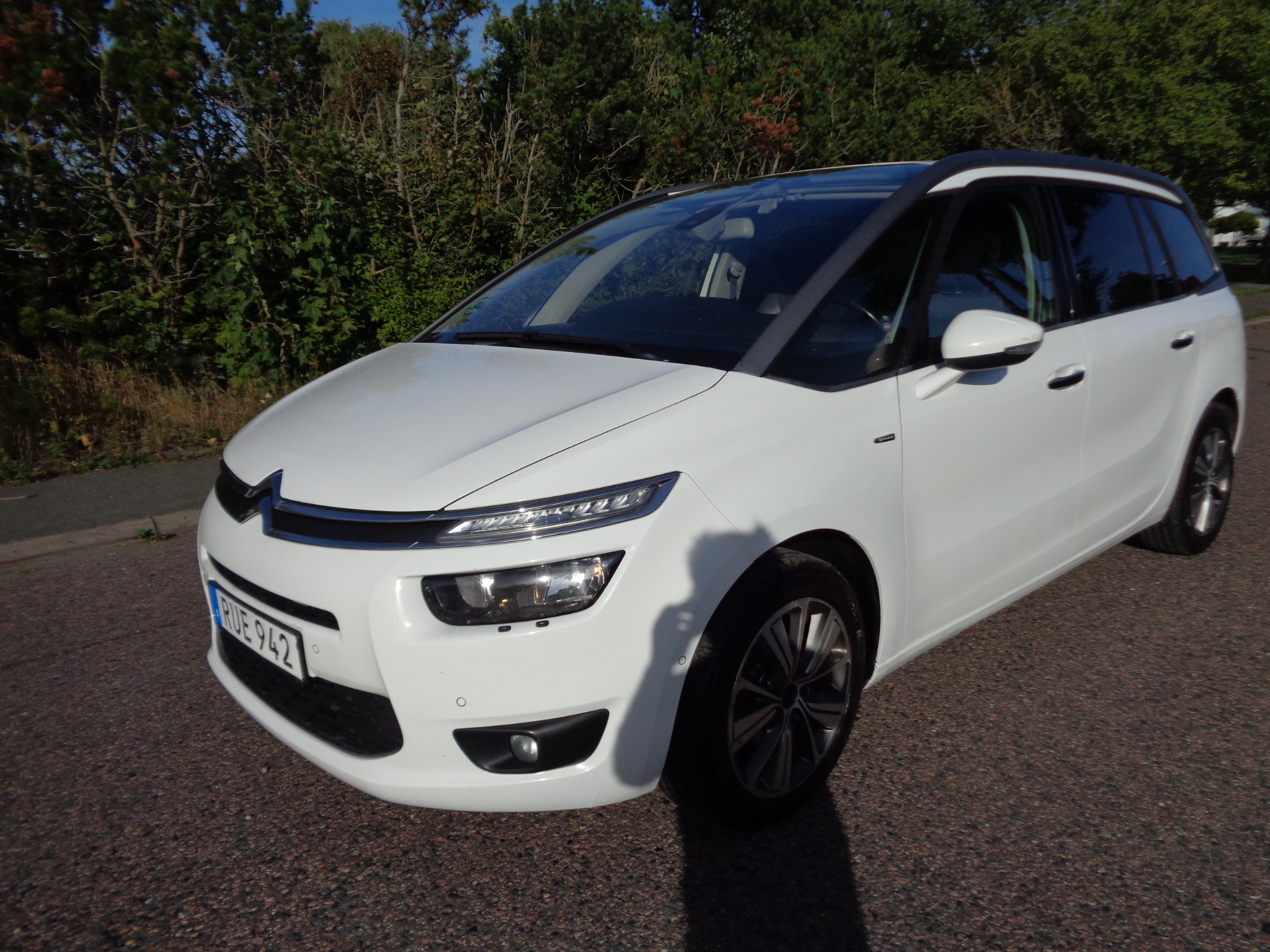 Citroen Grand C4 Picasso 2014, bild 2/10