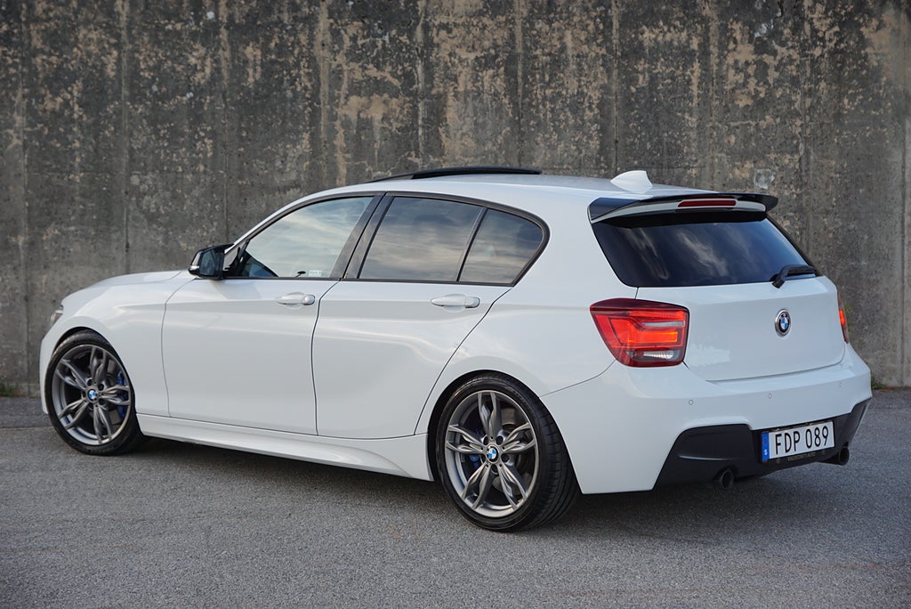 BMW M135i xDrive 320hk|H&K|Lucka|Navi|Keyless|H&R|SE SPEC|