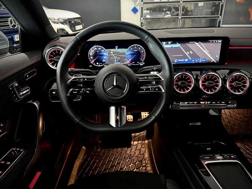 Mercedes-Benz CLA 200 AMG Premium El-stolar 19tum - bild 4