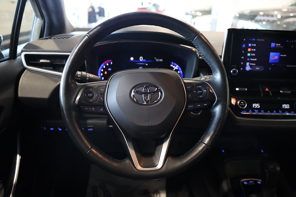 Toyota Corolla Touring Sports Hybrid e-CVT Style Kamera Rattvärme 2022