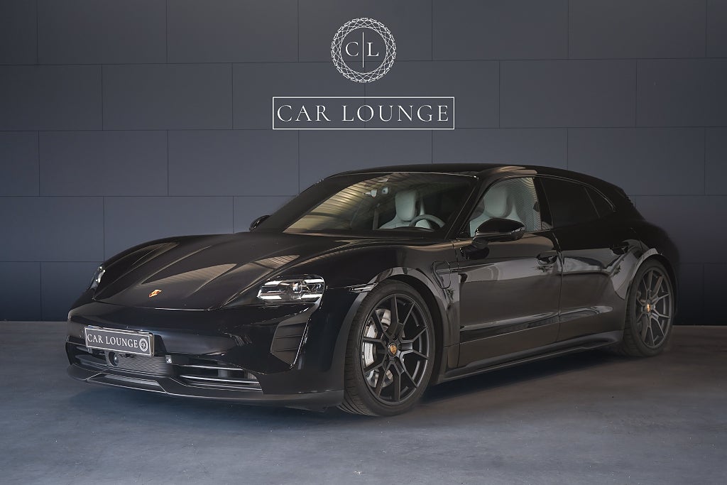 Porsche Taycan GTS Sport Turismo \ Utr för 252.749 kr \