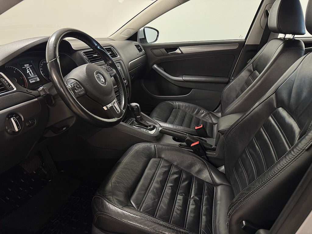 Volkswagen Jetta 2012 - miniatyr 5