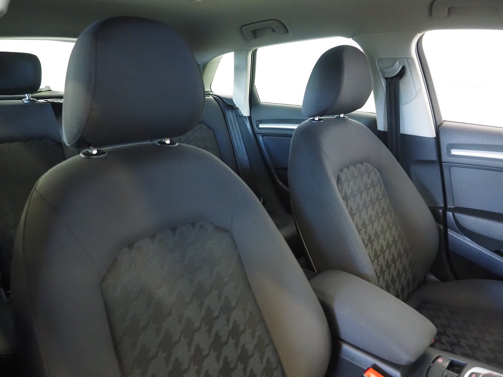 Audi A3 Sportback 1.2 TFSI 110hk P-Sensorer Farthållare 2015