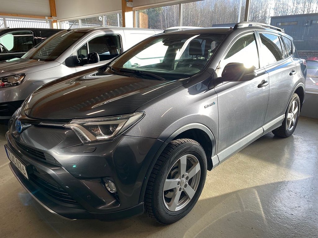 Toyota RAV4 Hybrid E-FOUR 2,5 HSD AWD-i ActivePlus | Dragkrok | Vinterhjul |