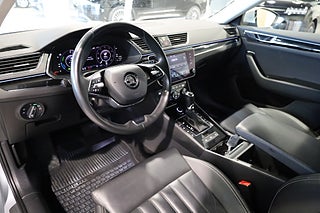 Kombi Skoda Superb 8 av 25