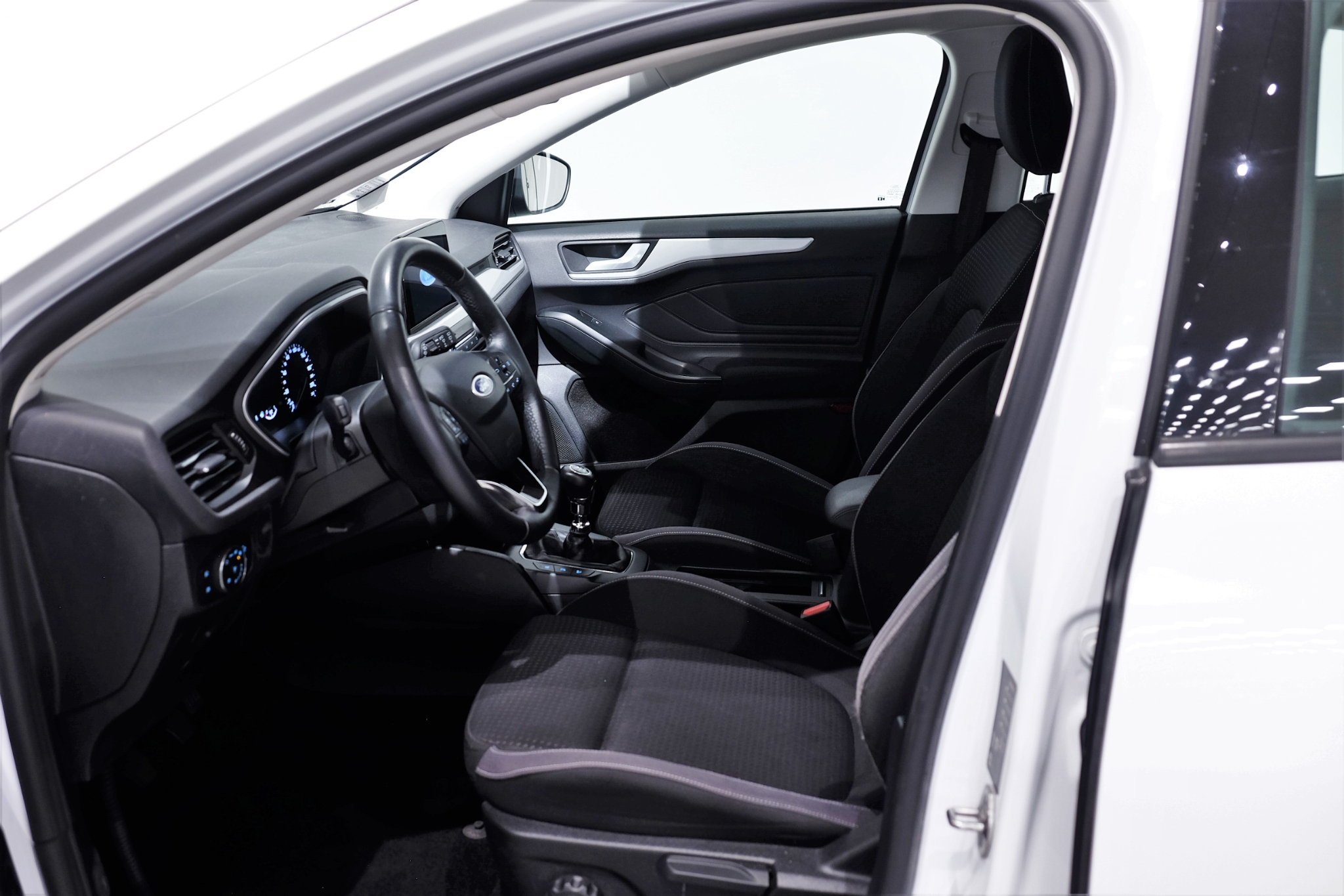 Ford Focus 1,0 EcoBoost / 1 års garanti 2019, photo 4/52