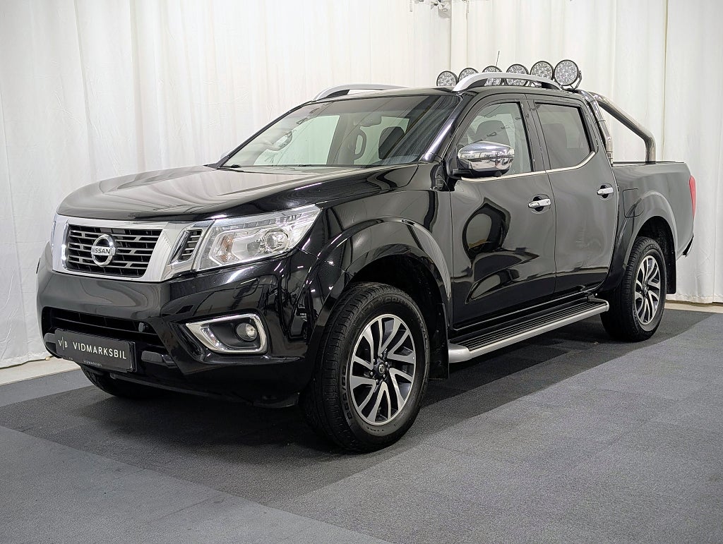 Nissan Navara Dubbelhytt 2.3 dCi 4WD|Moms|GPS|360°|Värmare|