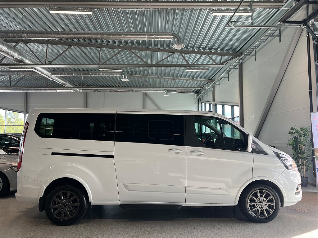 Ford Tourneo 2022 - miniatyr 2