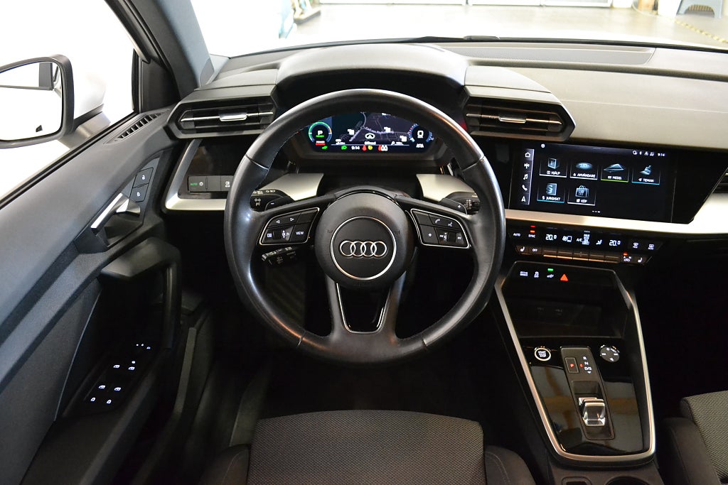 Audi A3 Sportback 40 TFSI e 204hk | Navi |