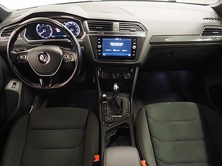 SUV Volkswagen Tiguan 14 av 28