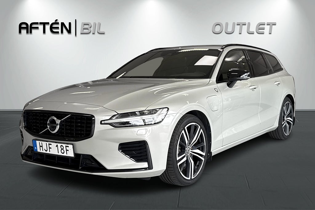 Volvo V60 Recharge T8 392hk R-Design Drag Pano HuD BLIS H/K 