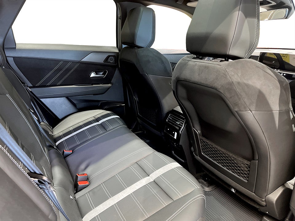 Bild på Opel Grandland X Ultimate Hybrid 145hk Aut B-KAMERA PANO