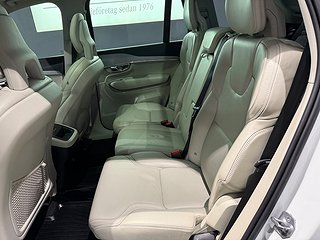 SUV Volvo XC90 18 av 23