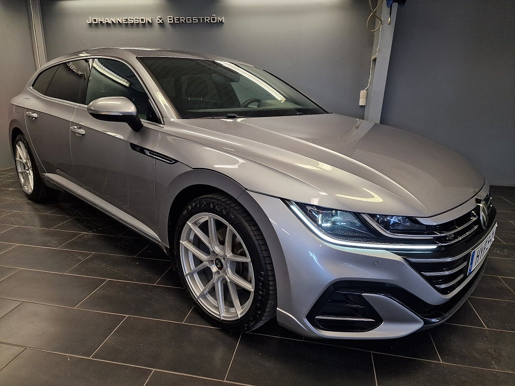 Volkswagen Arteon eHybrid Shooting Brake R-Line / 19 tum / Navi / Drag