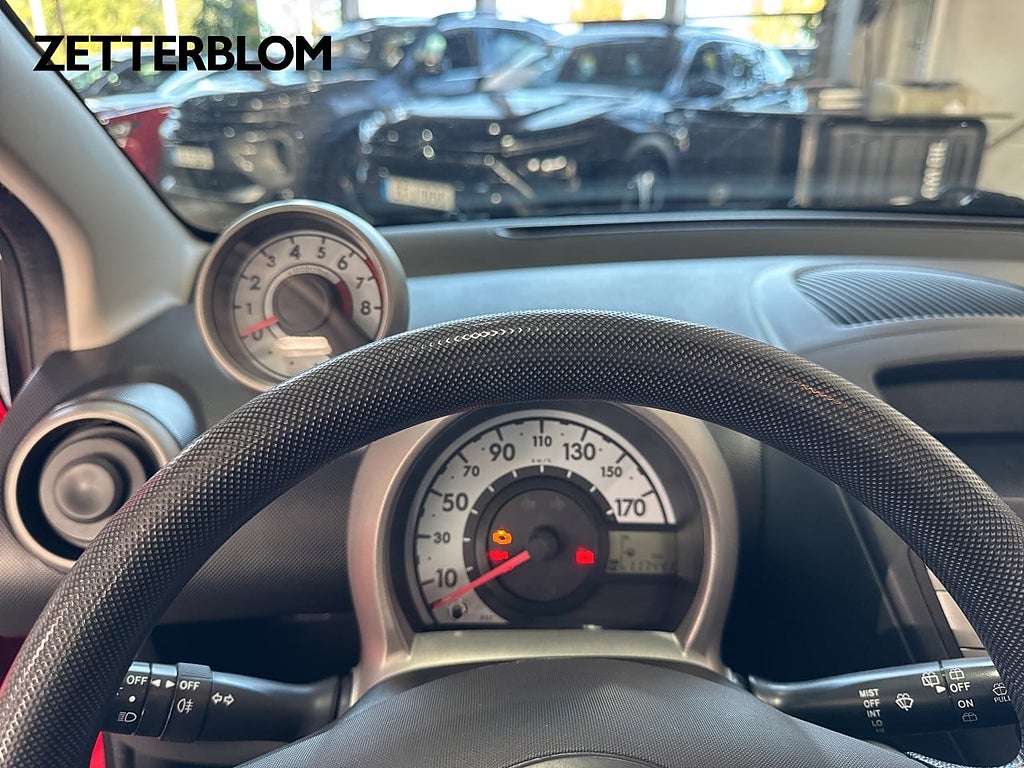 Halvkombi Citroen C1 11 av 14