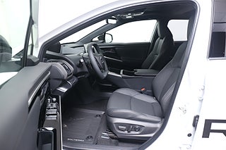 SUV Subaru Solterra 8 av 31