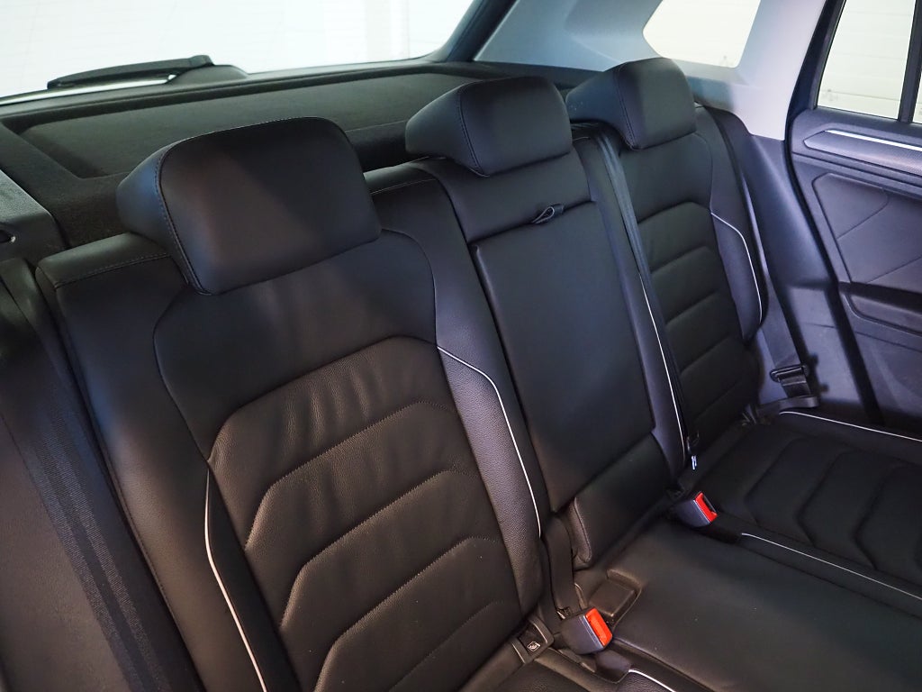 Volkswagen Tiguan 2.0 TSI 190hk 4M Elegance Drag P-Värm Läder IQ.Light 2021