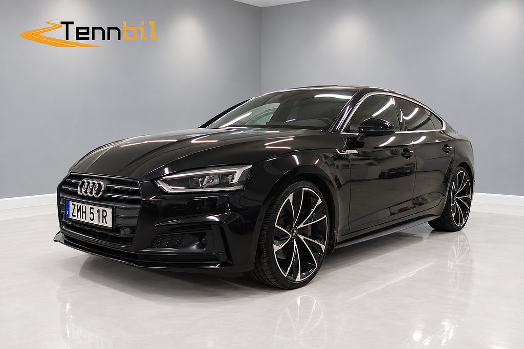 Audi A5 45 TFSI quattro S-line COCKPIT VÄRMARE NAVI DRAG 245HK