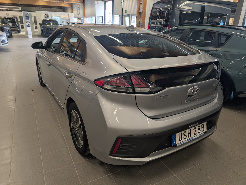 Hyundai IONIQ Plug-in 1.6 DCT Premium SoV thumbnail