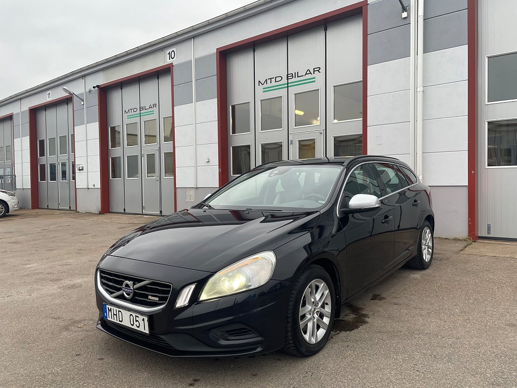 Volvo V60 D3 Geartronic R-Design Nybesiktad VoC 
