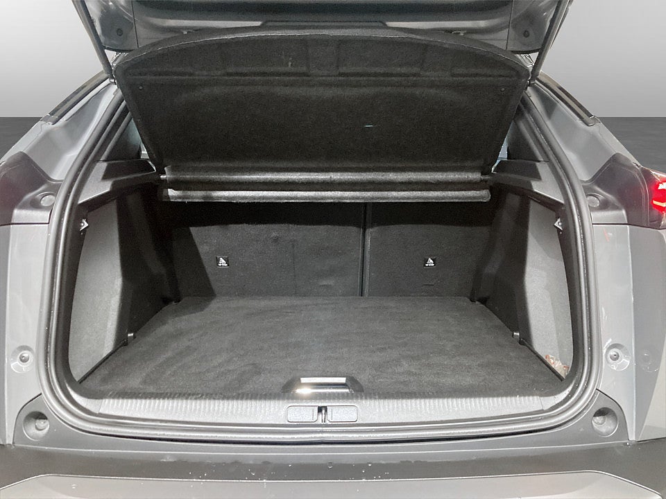 Bild på Peugeot 2008 GT 1.2 PT 130hk Aut B-KAMERA CARPLAY
