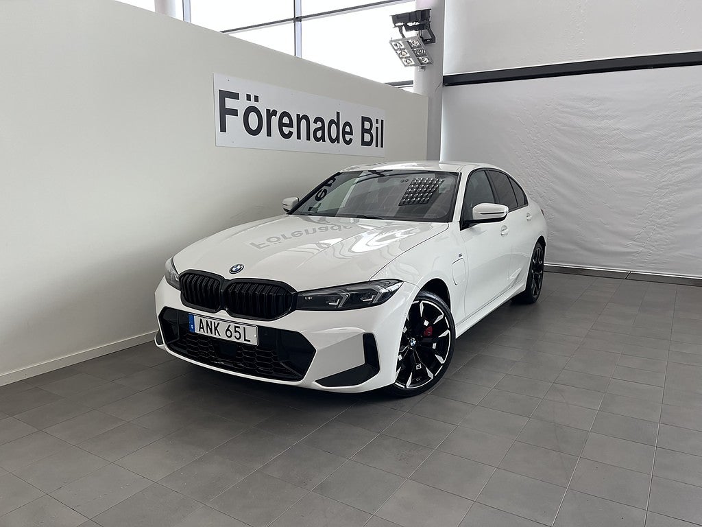 BMW 330e xDrive Sedan M Sport Pro H/K Drag Rattvärme Adpt Farth