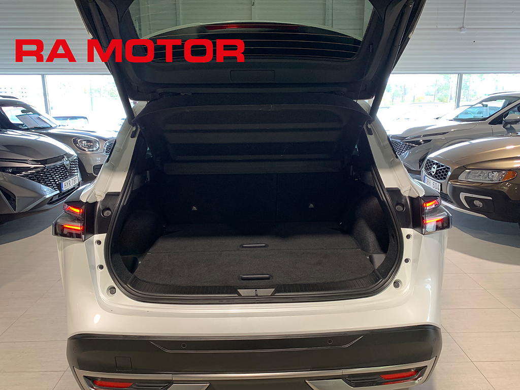 Nissan Qashqai 1.3 | N-Connecta | Elbaklucka | HuD | Moms 2025