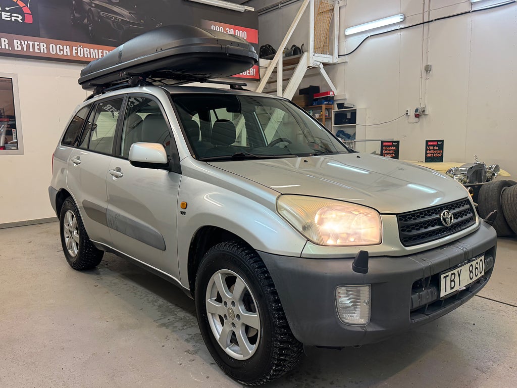Toyota RAV4 5-dörrar 2.0 VVT-i 4x4