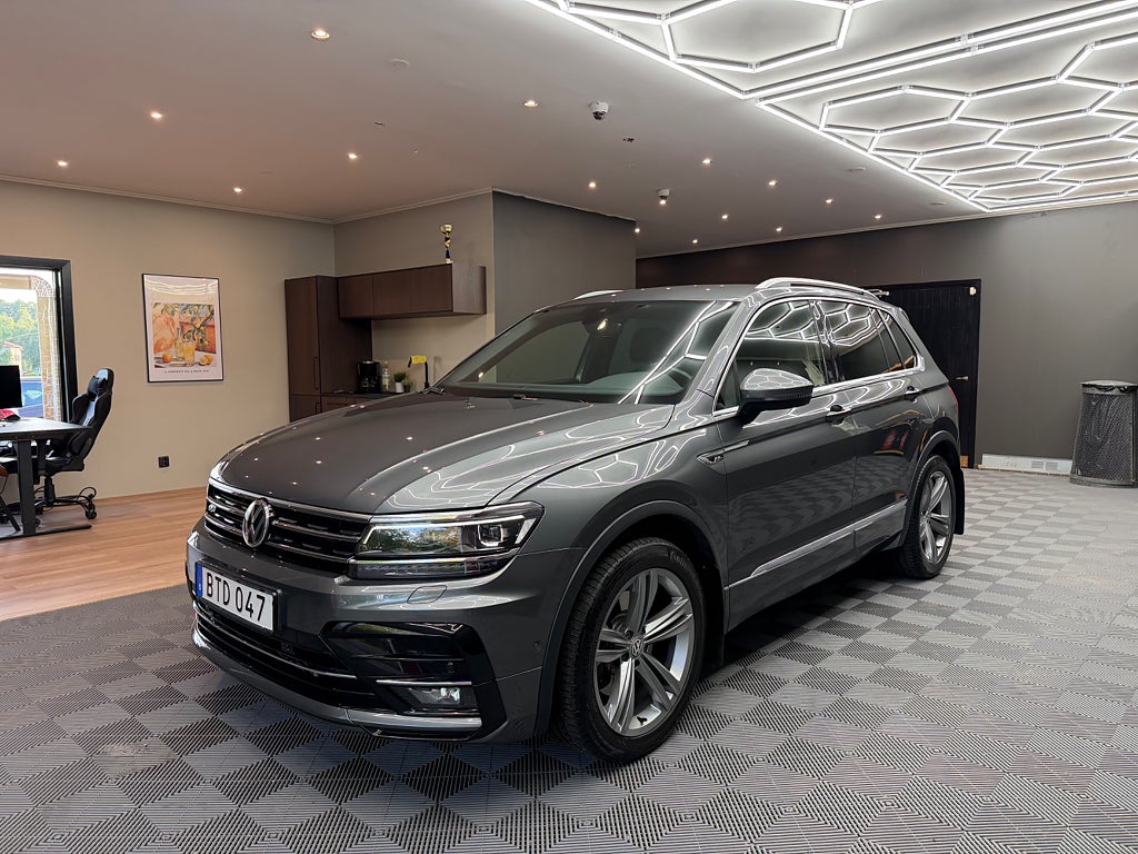 Volkswagen Tiguan 2.0 TDI DPF SCR 4M GT R-Line | COCKPIT | SE UTRUSTNING