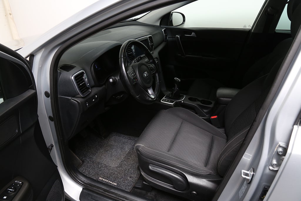 Kia Sportage 1,7 CRDi 115hk Advance Navi Kamera Drag