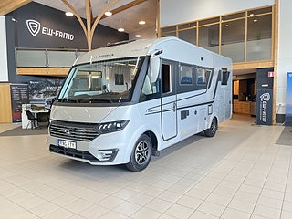 Husbil-integrerad Adria SONIC SUPREME 700 DC