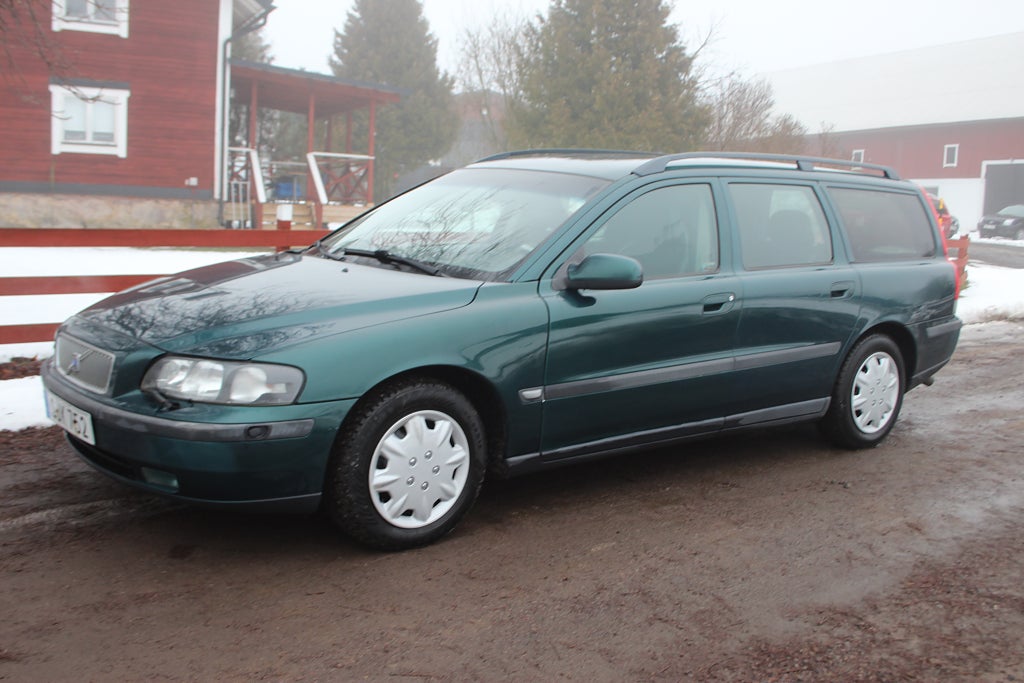 Volvo V70 2.4 Business Euro 4*besik*gårbra