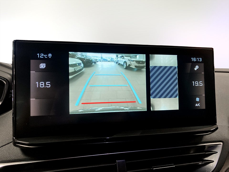 Bild på Peugeot 3008 GT Ultimate Business 1.6 180hk Aut B-KAMERA CARPLAY