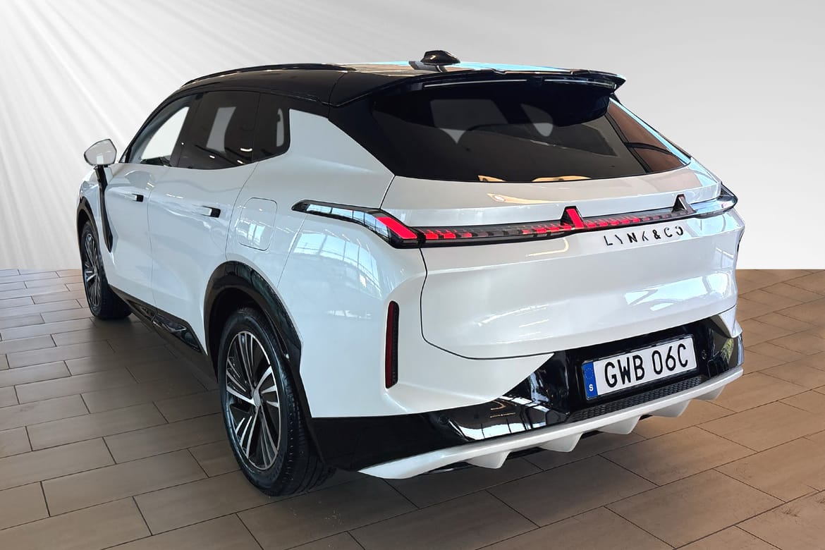 Lynk & Co 08 Core PHEV 2025, bild 3/10