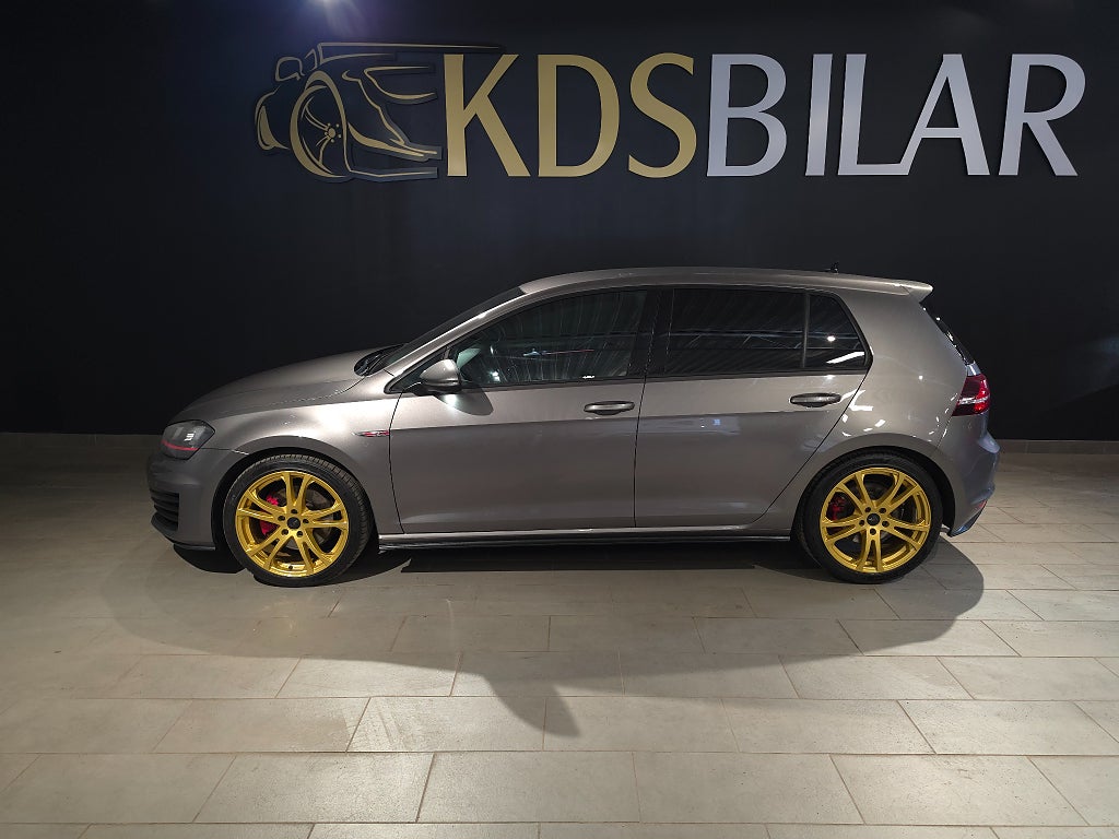Volkswagen Golf GTI 2.0 TSI BMT Euro6 220hk 5dr | Drag | Värmare| Nybes