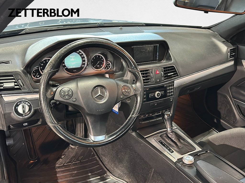 Sportkupé Mercedes-Benz E 10 av 17