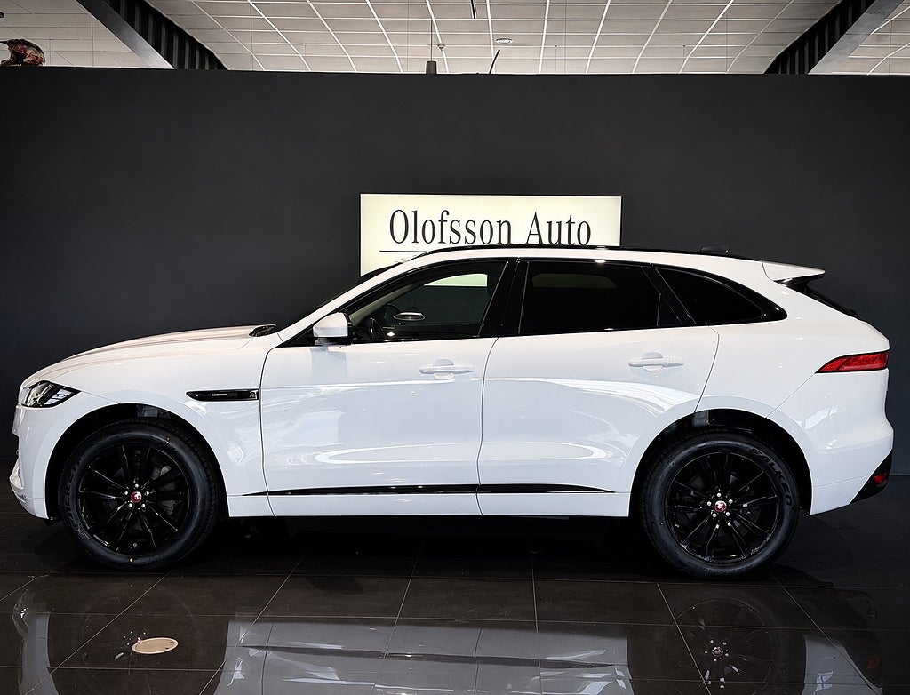 Jaguar F-Pace 20d AWD R-Sport Glastak Navi - bild 4