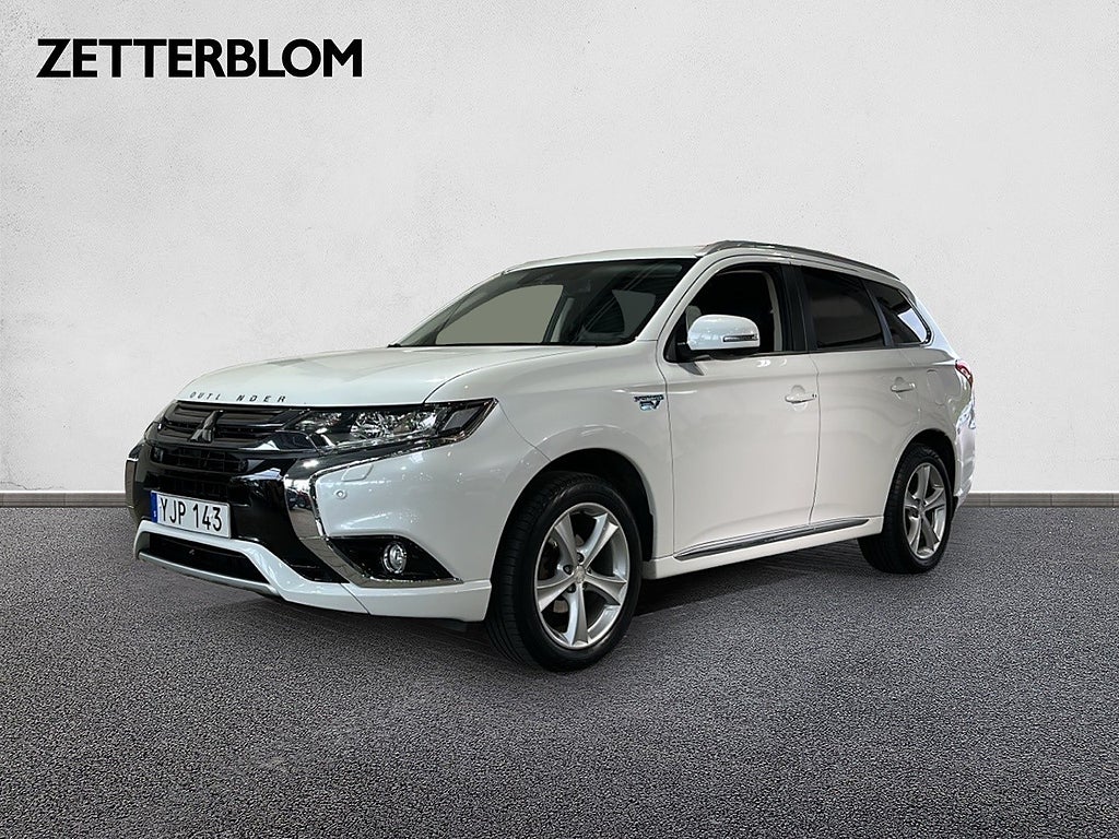 Mitsubishi Outlander PHEV 203hk inkl Dragk Vhjul