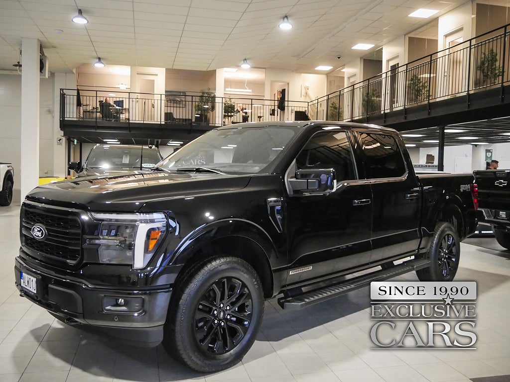 Ford F-150 SuperCrew Lariat BLACK APPERANCE V8 Coyote 