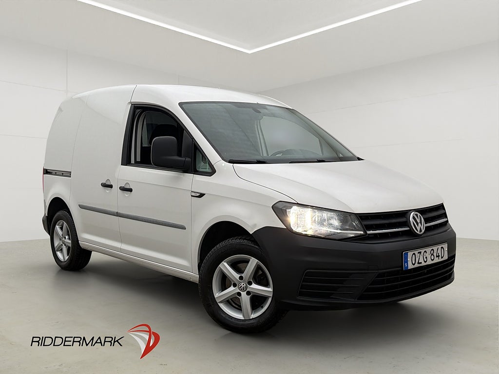 Volkswagen Caddy 2.0TDI Värmare PDC Drag Farthållare CARPLAY