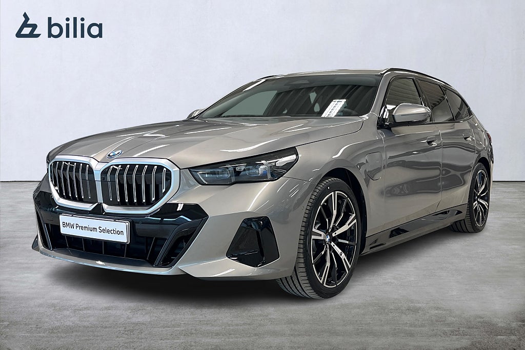 BMW 530e xDrive Touring M-sport Business | DEMOBIL | Drag