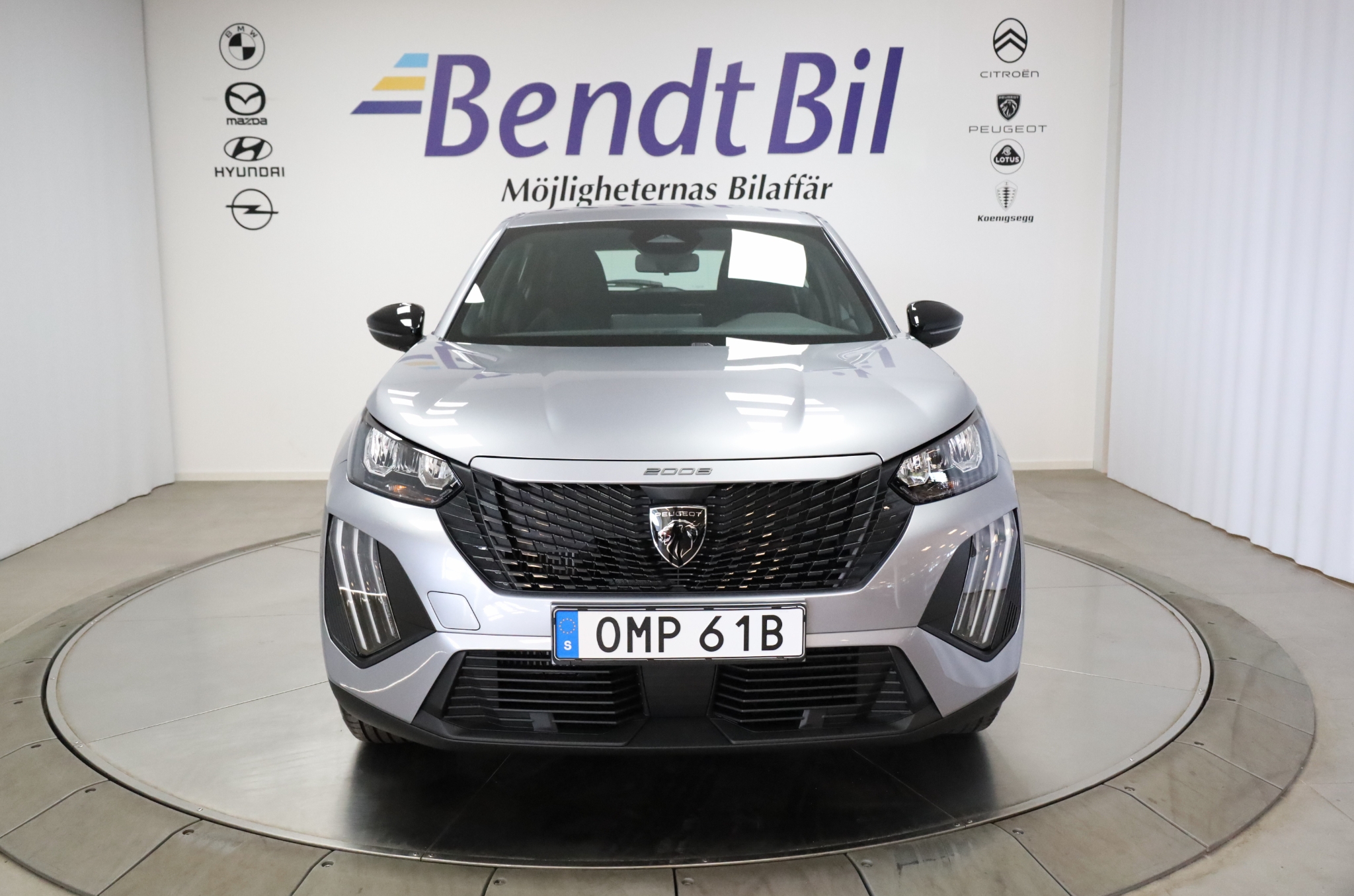 Peugeot 2008 1.2 PureTech 2026, photo 2/52