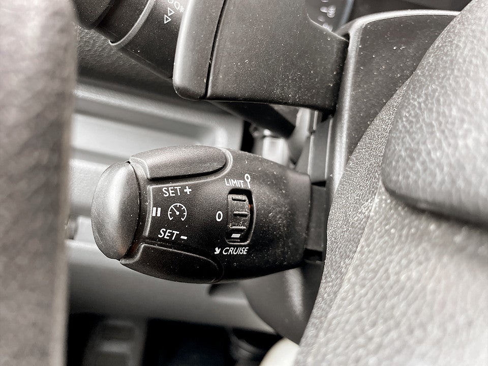 Bild på Peugeot Expert PRO+ L3 BHDi 180hk Aut Värmare Inredning