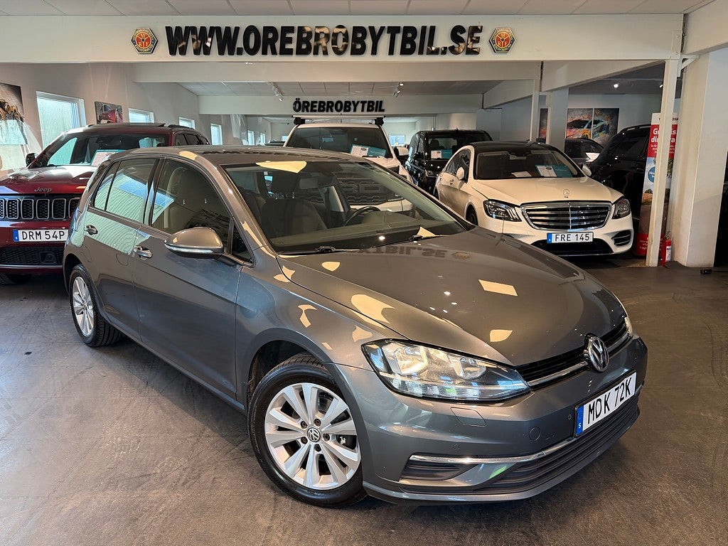 Volkswagen Golf I 5-dörrar 1.0 TSI OPF Base Carplay B-kamera 360kr skatt