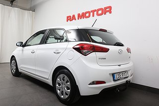 Halvkombi Hyundai i20 6 av 19